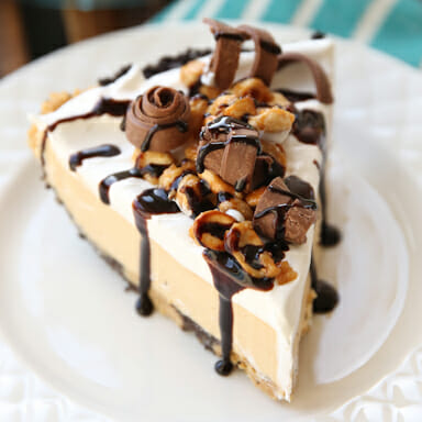 Mastering Peanut Butter Pie: Tips for Crusts, Toppings & Perfect Texture